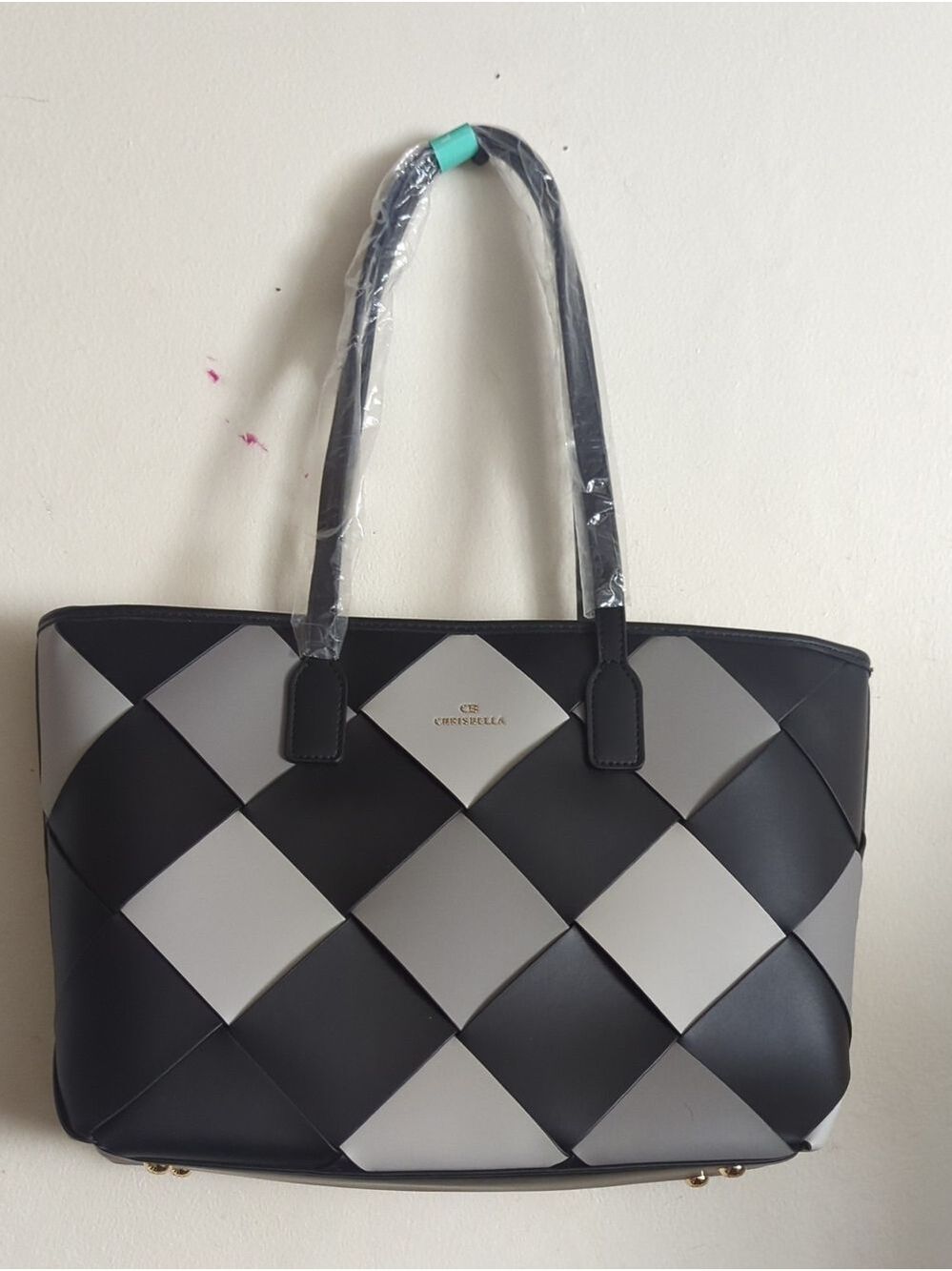 ChrisBella Woven Faux Leather Tote Bag in Black and Gray Shades - Picture 3 of 14
